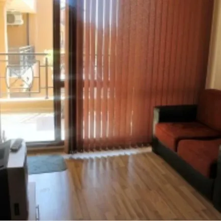 Pasific Holiday Lägenhetshotell Slăntjev Brjag