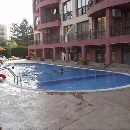 Pasific Holiday Slăntjev Brjag